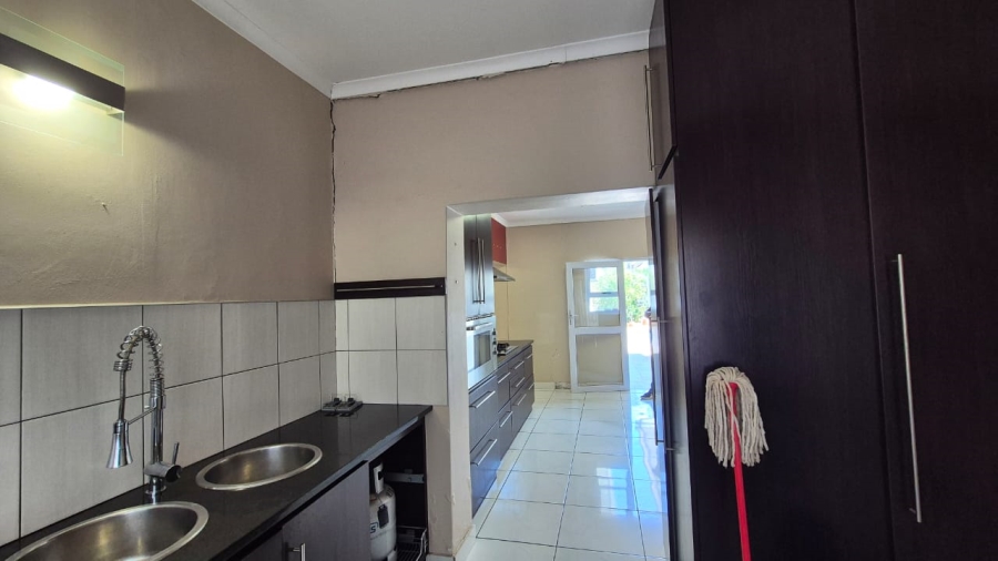 4 Bedroom Property for Sale in Bergsig Eastern Cape